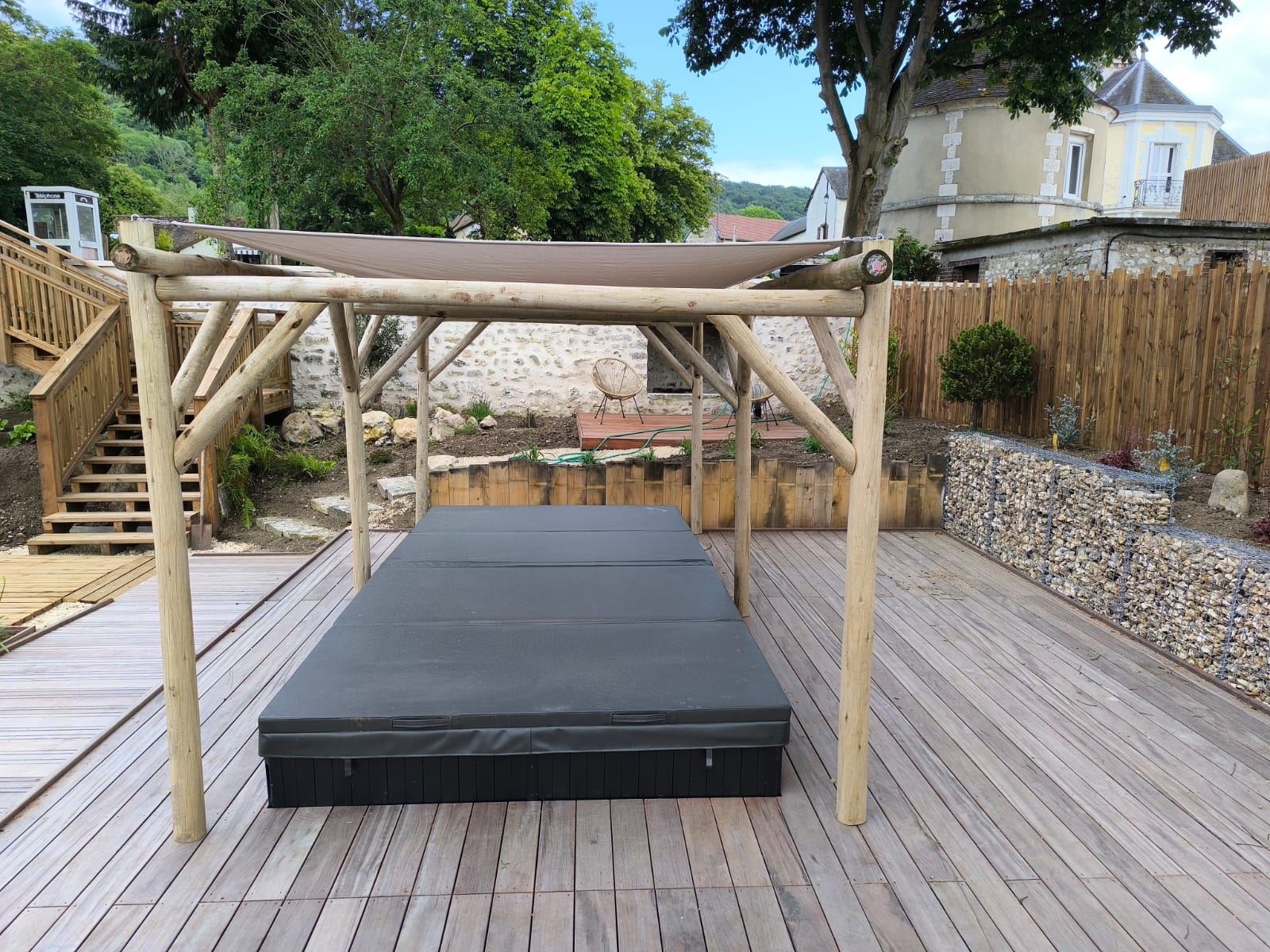 Camping « Château de Bouafles » – Bouafles (27) - Loisirs / HPA / CHR