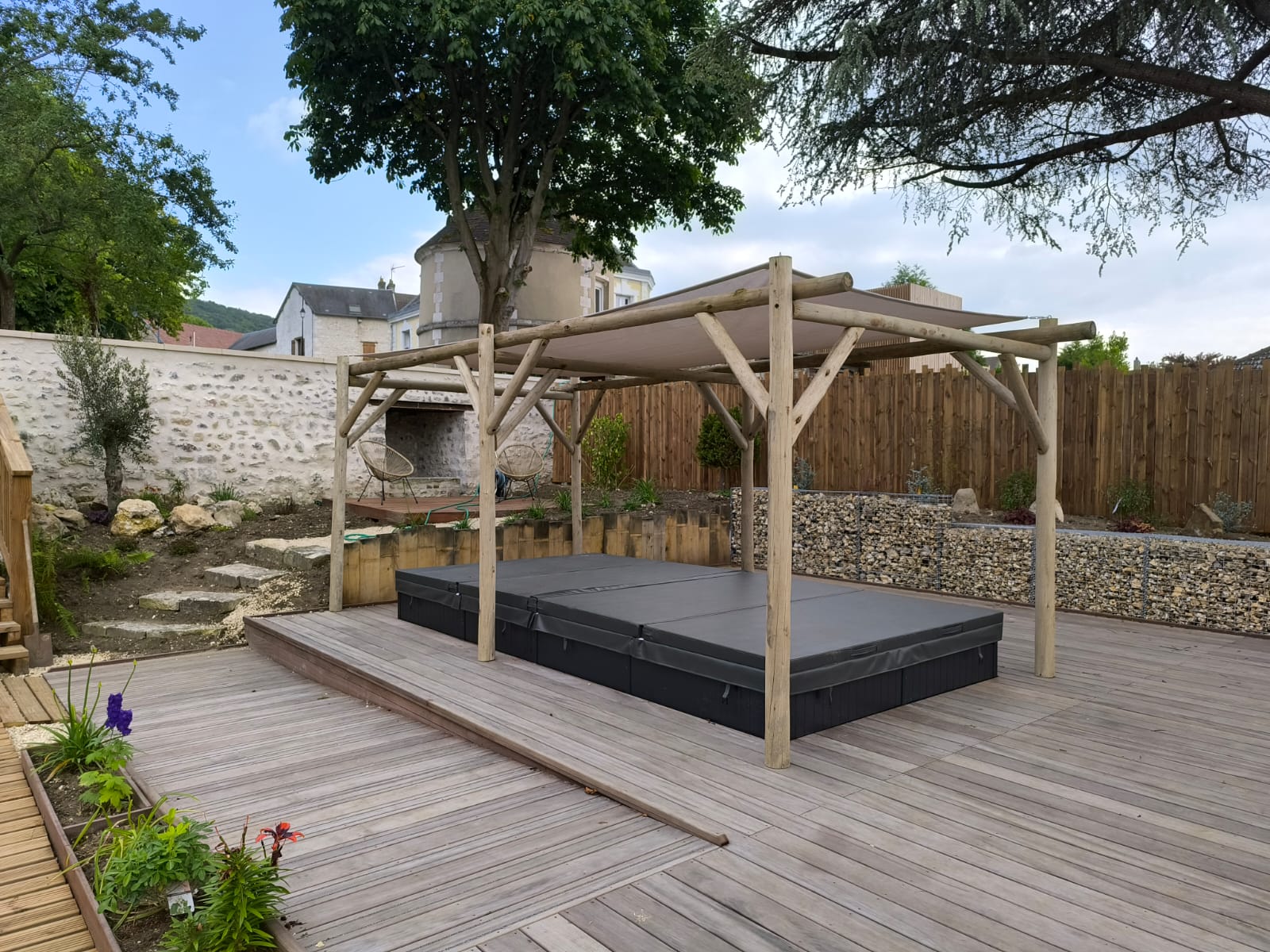 Camping « Château de Bouafles » – Bouafles (27) - Loisirs / HPA / CHR